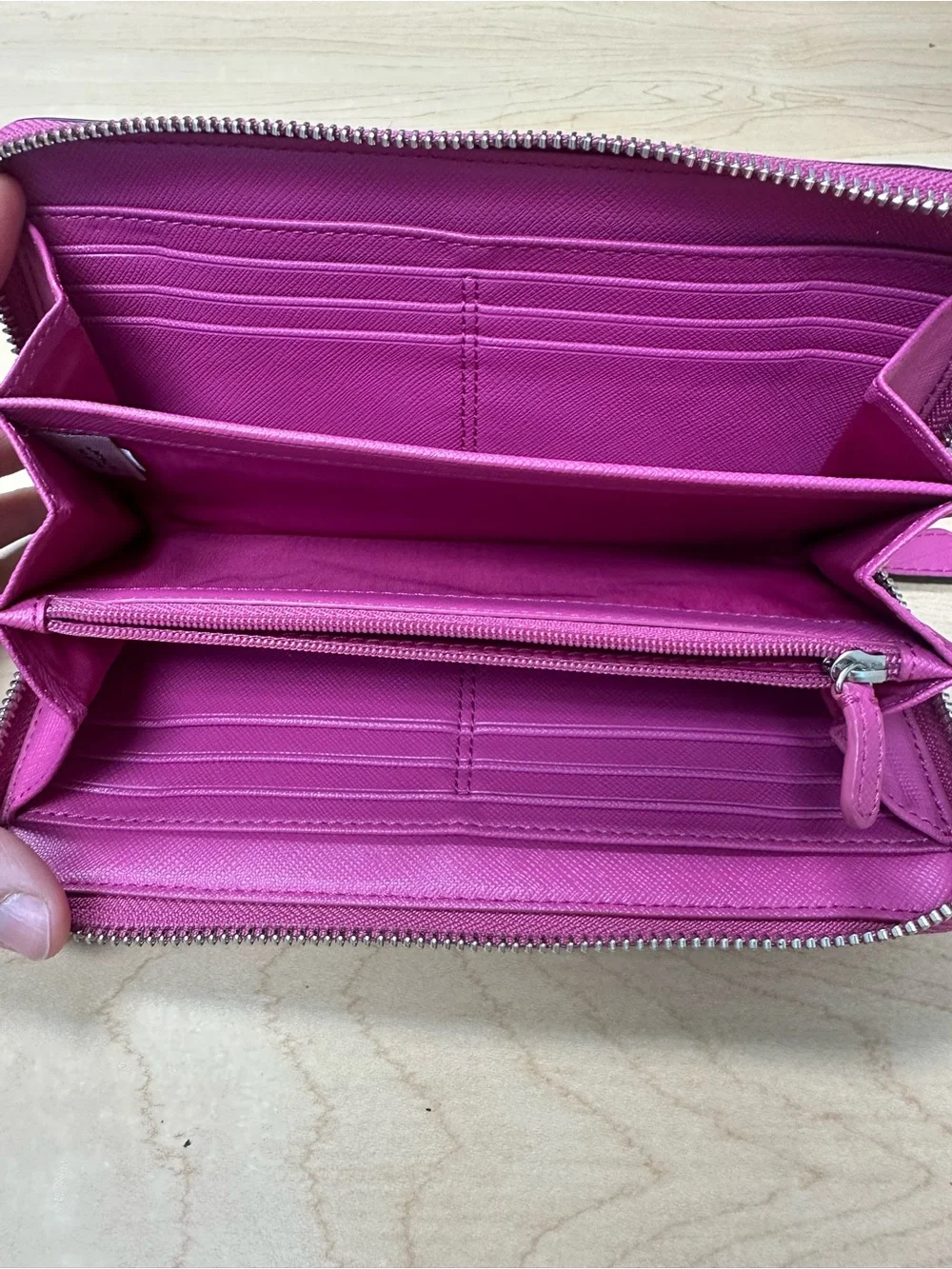 Coach Magenta Crossgrain Leather Zip Around Wallet 🩷 - Picture 6 of 6
